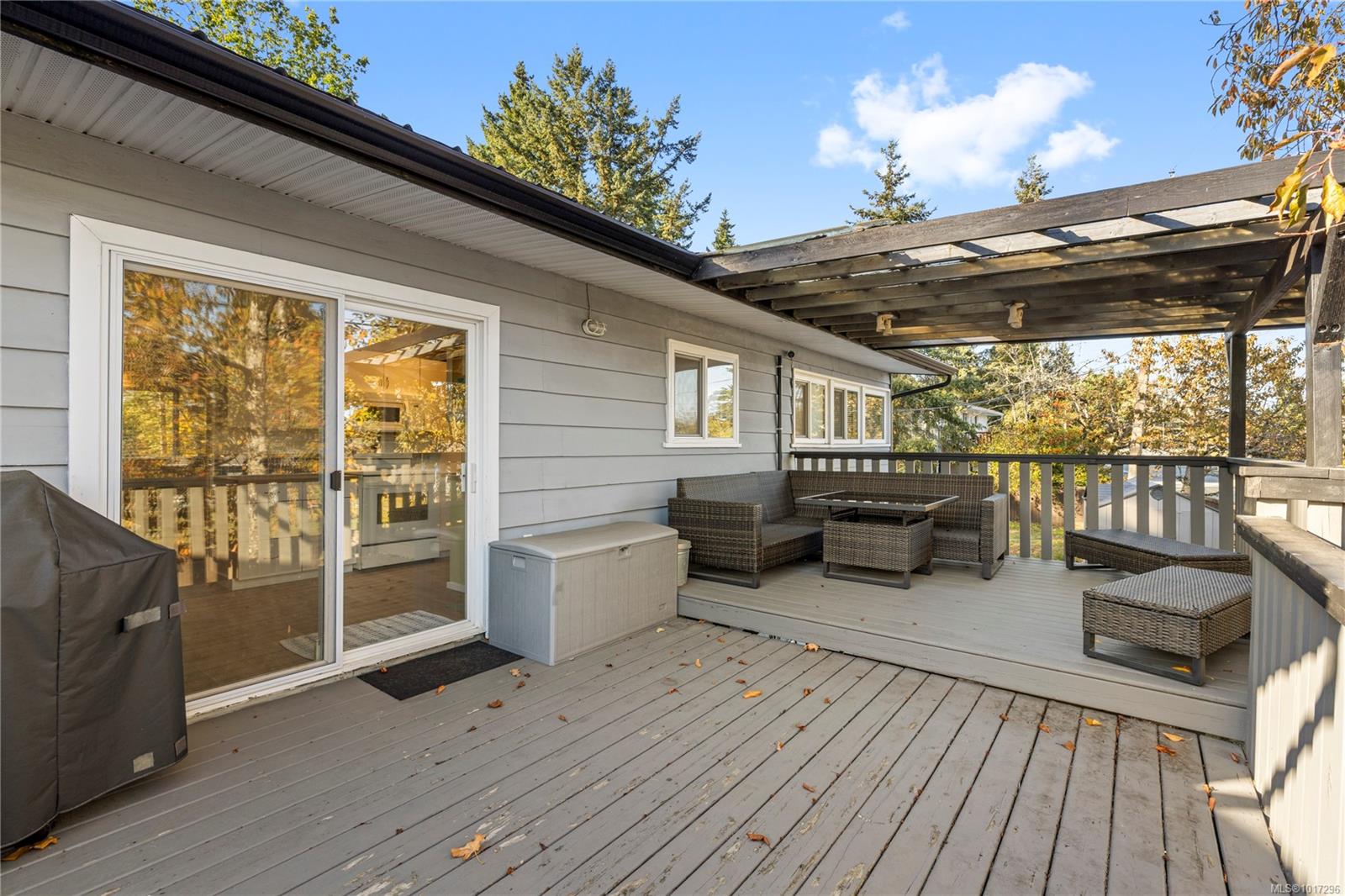 710 Connaught Ave, Nanaimo