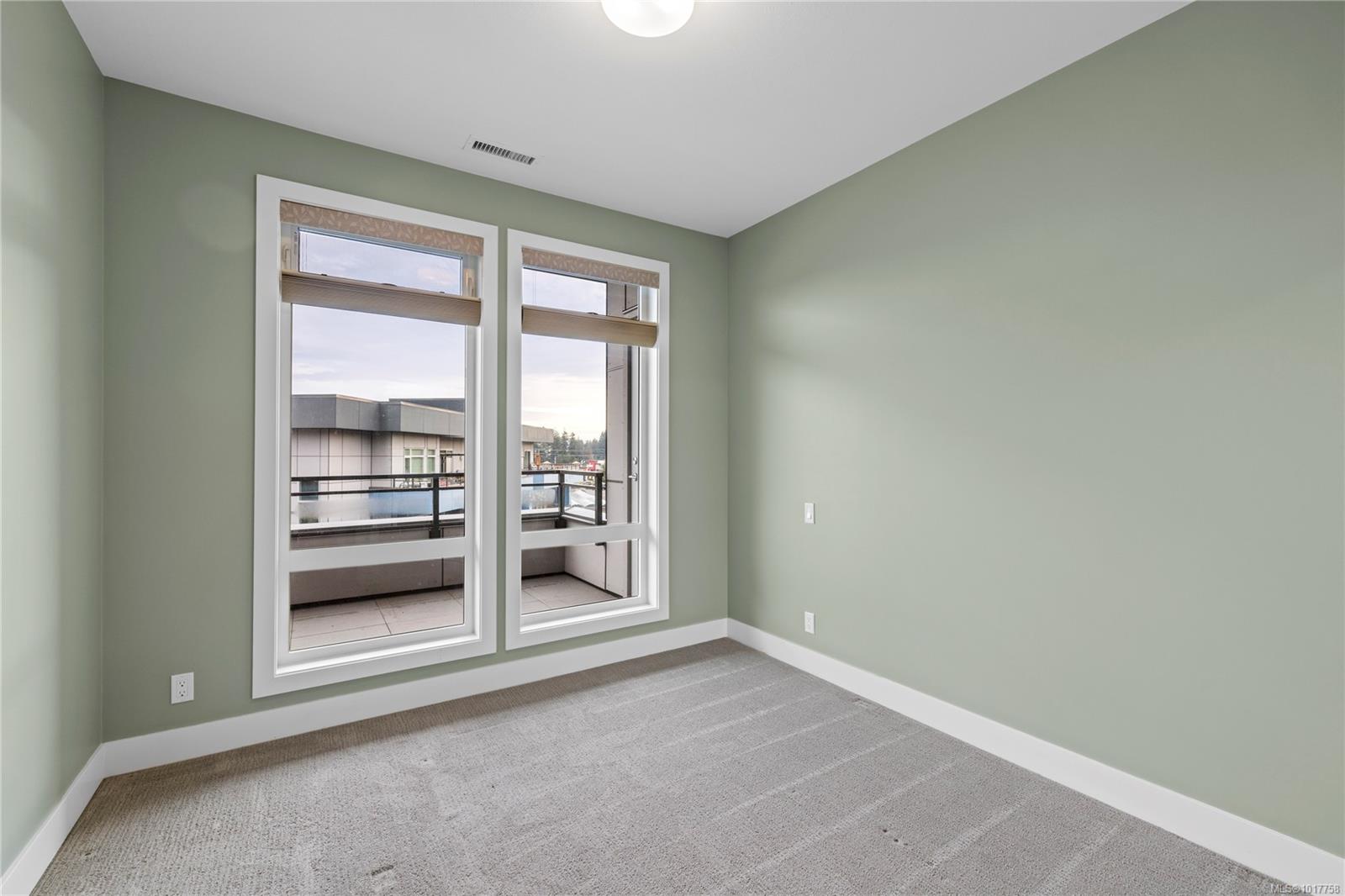 6540 Metral Dr # 501, Nanaimo Unit: 501