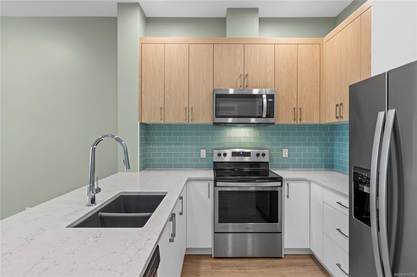 6540 Metral Dr # 501, Nanaimo Unit: 501