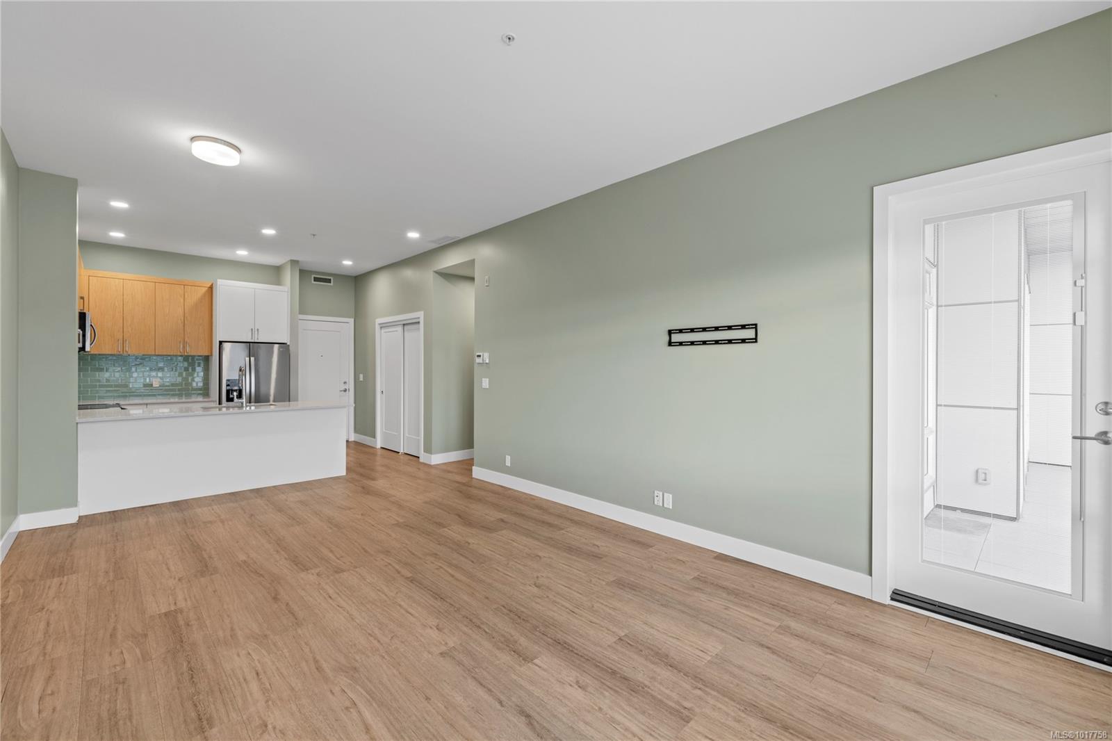 6540 Metral Dr # 501, Nanaimo Unit: 501