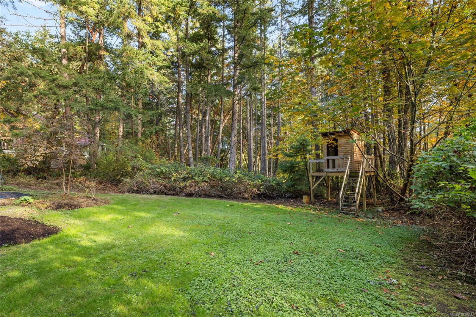 3920 Yellow Point Rd, Ladysmith