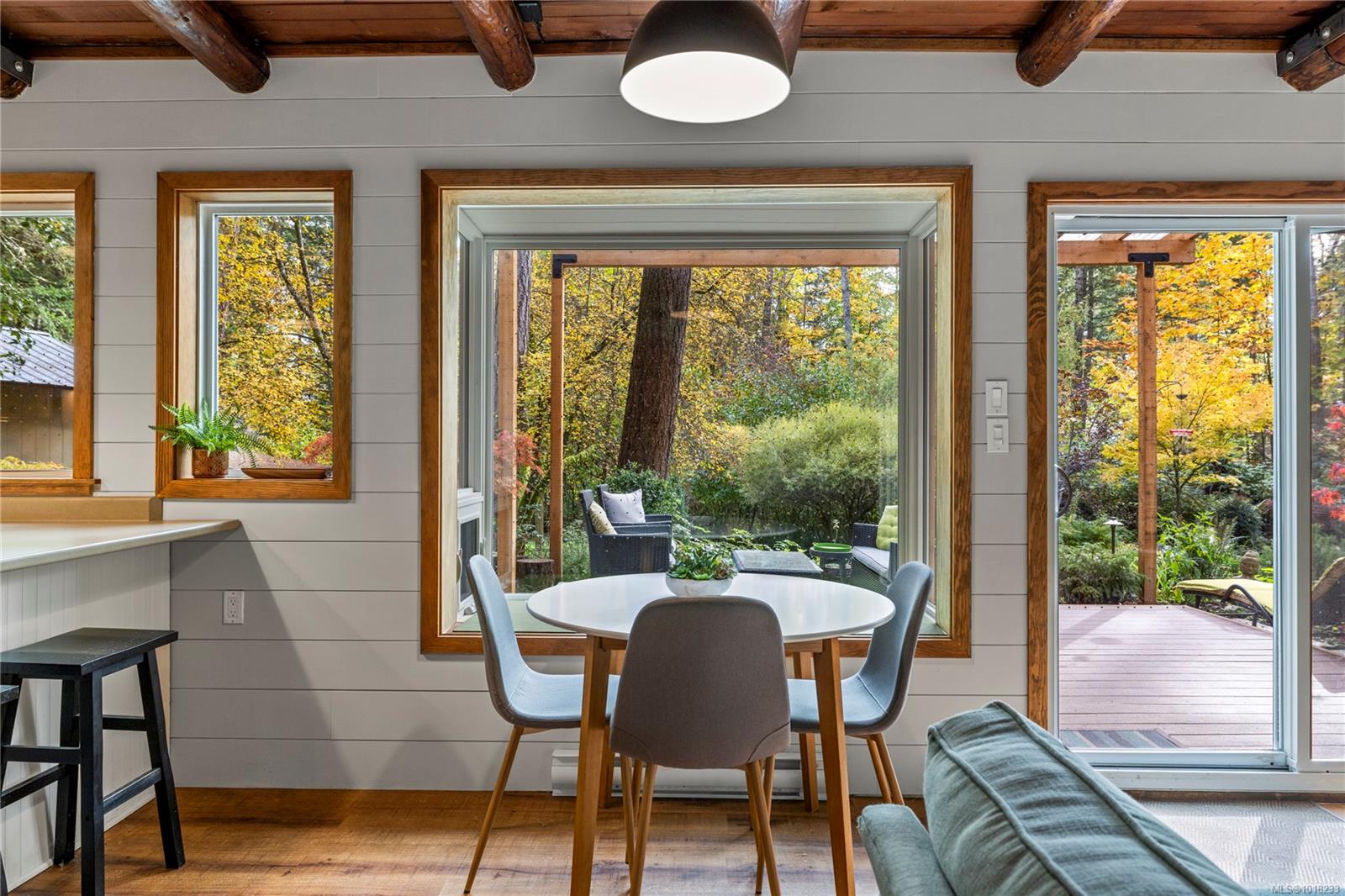 3920 Yellow Point Rd, Ladysmith