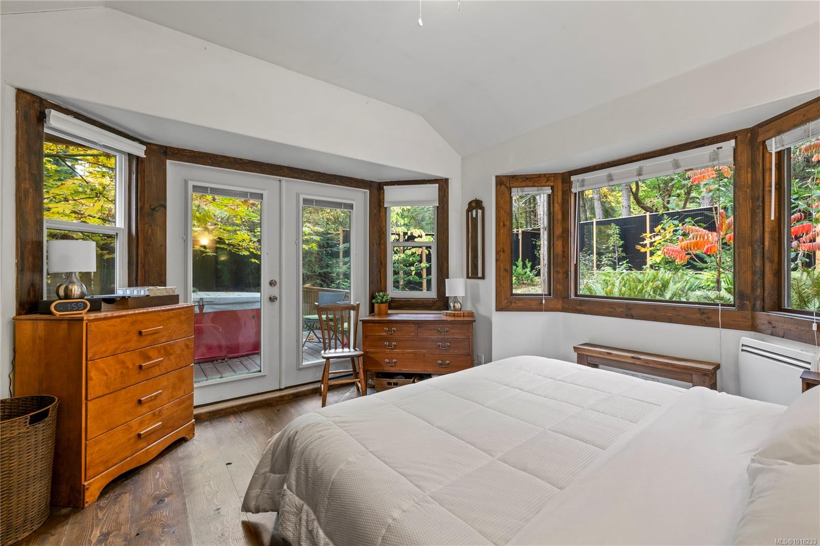 3920 Yellow Point Rd, Ladysmith