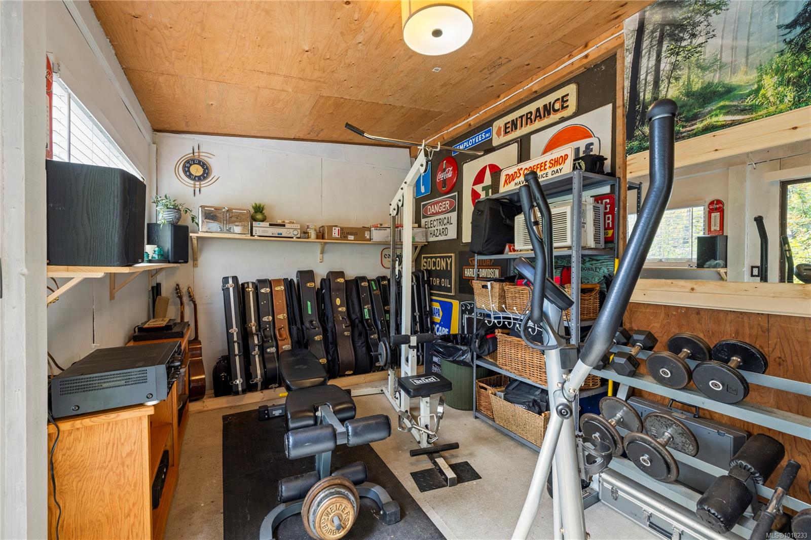 3920 Yellow Point Rd, Ladysmith