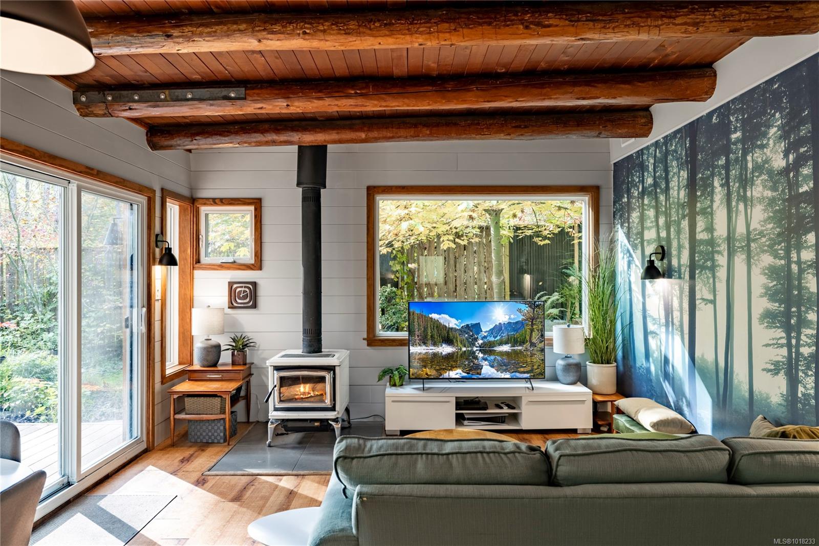 3920 Yellow Point Rd, Ladysmith