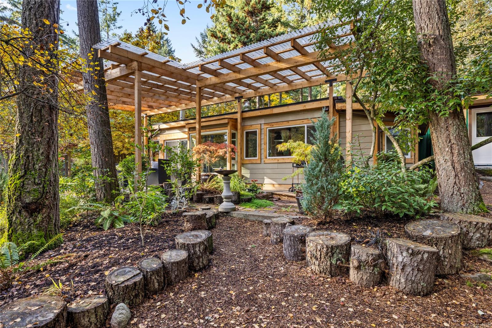 3920 Yellow Point Rd, Ladysmith