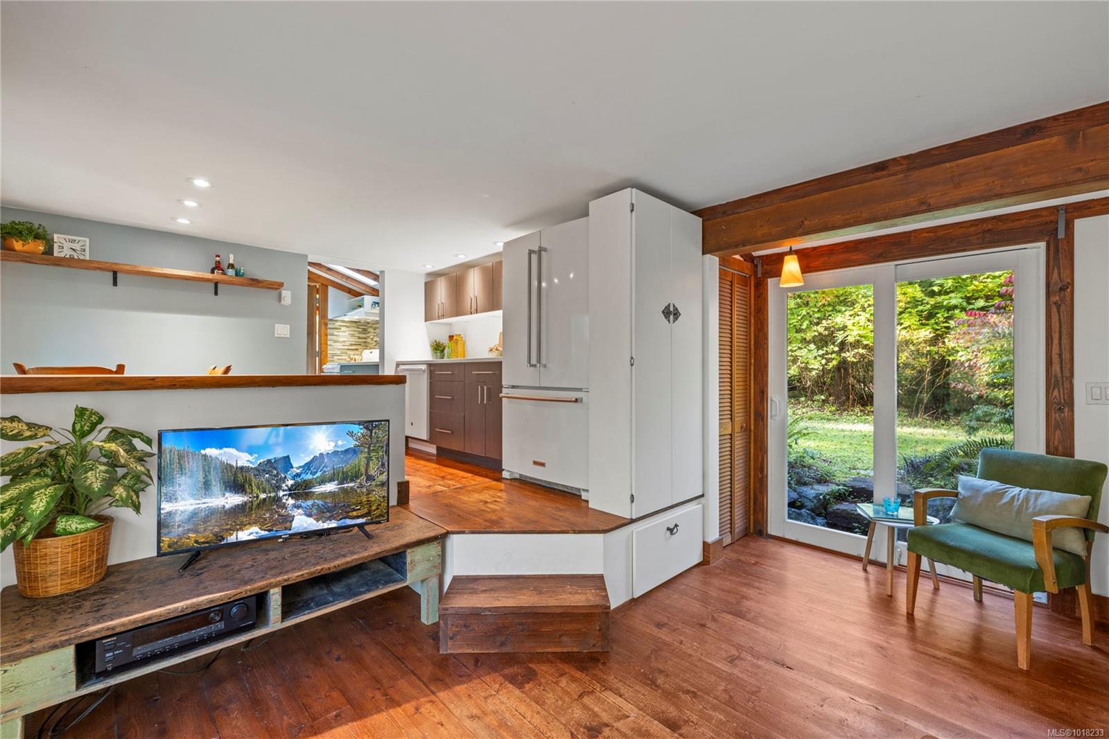 3920 Yellow Point Rd, Ladysmith