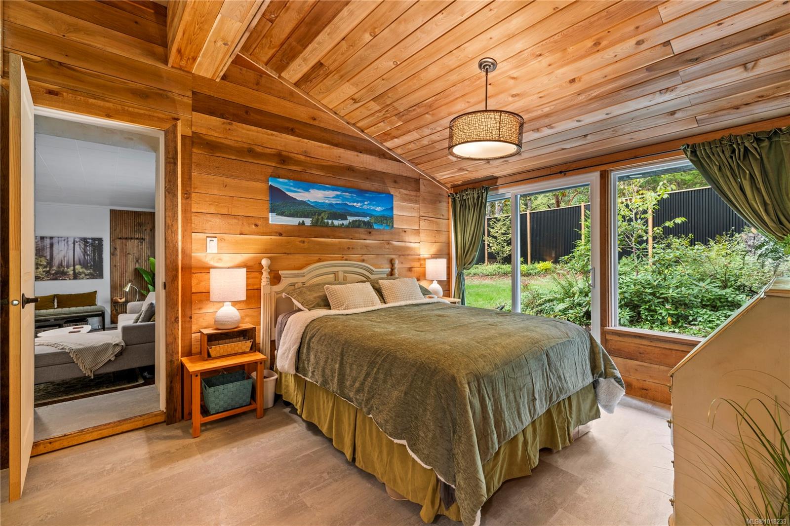 3920 Yellow Point Rd, Ladysmith