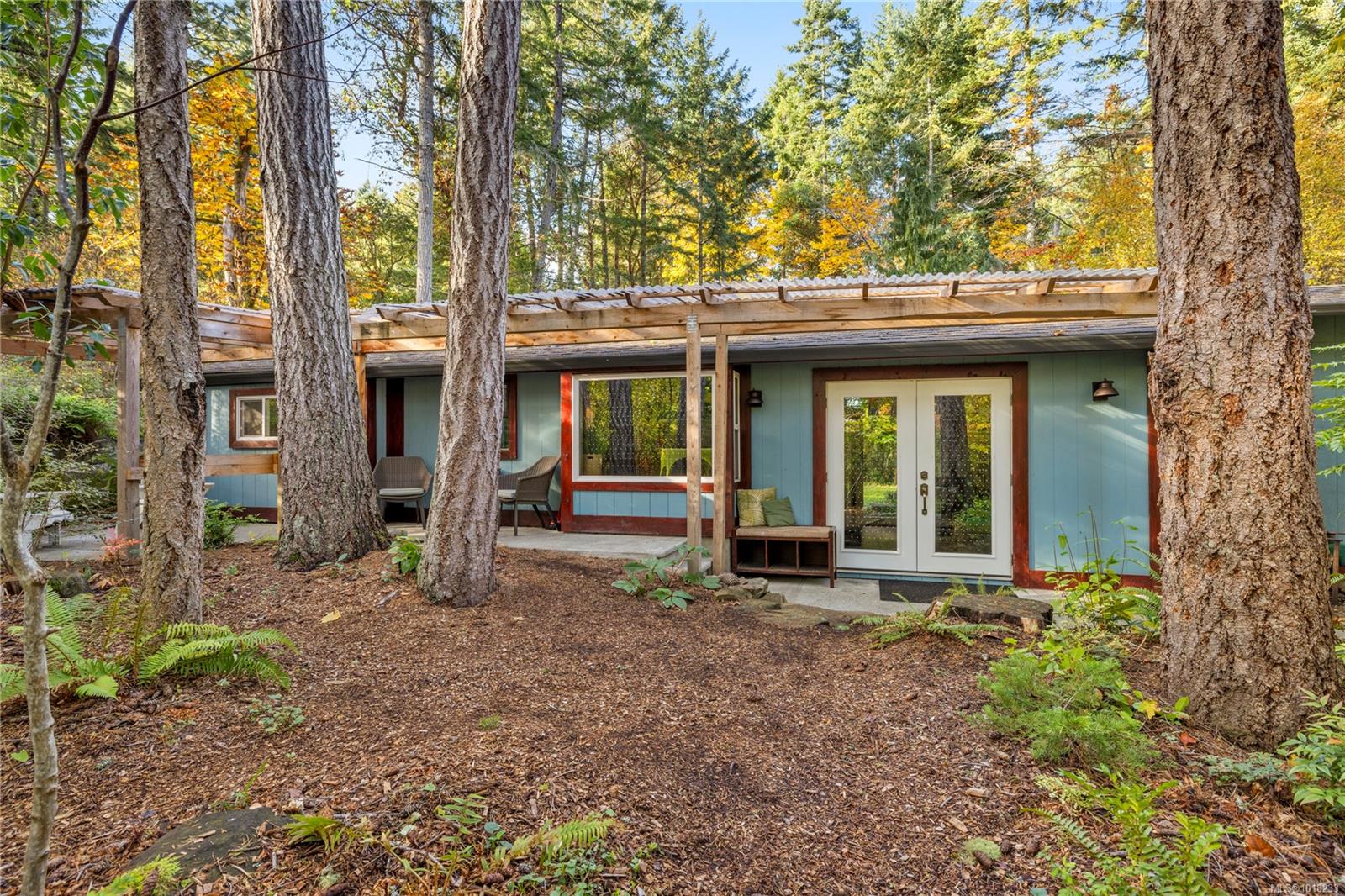 3920 Yellow Point Rd, Ladysmith