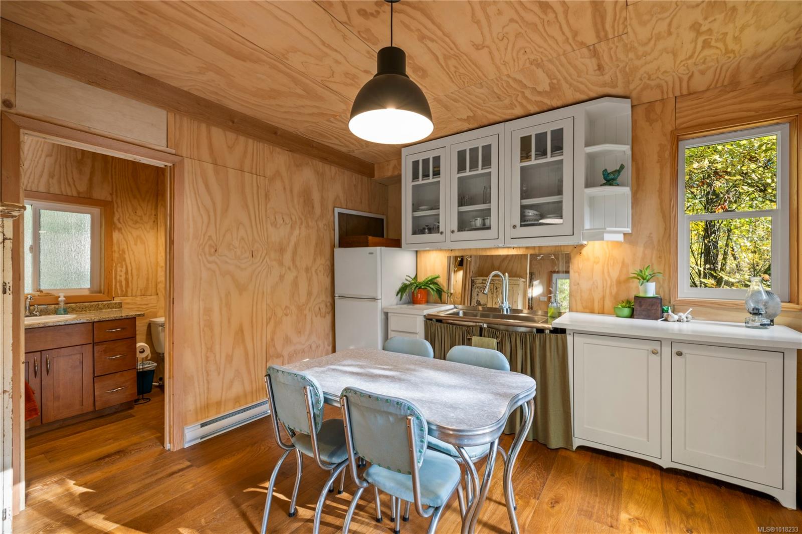 3920 Yellow Point Rd, Ladysmith