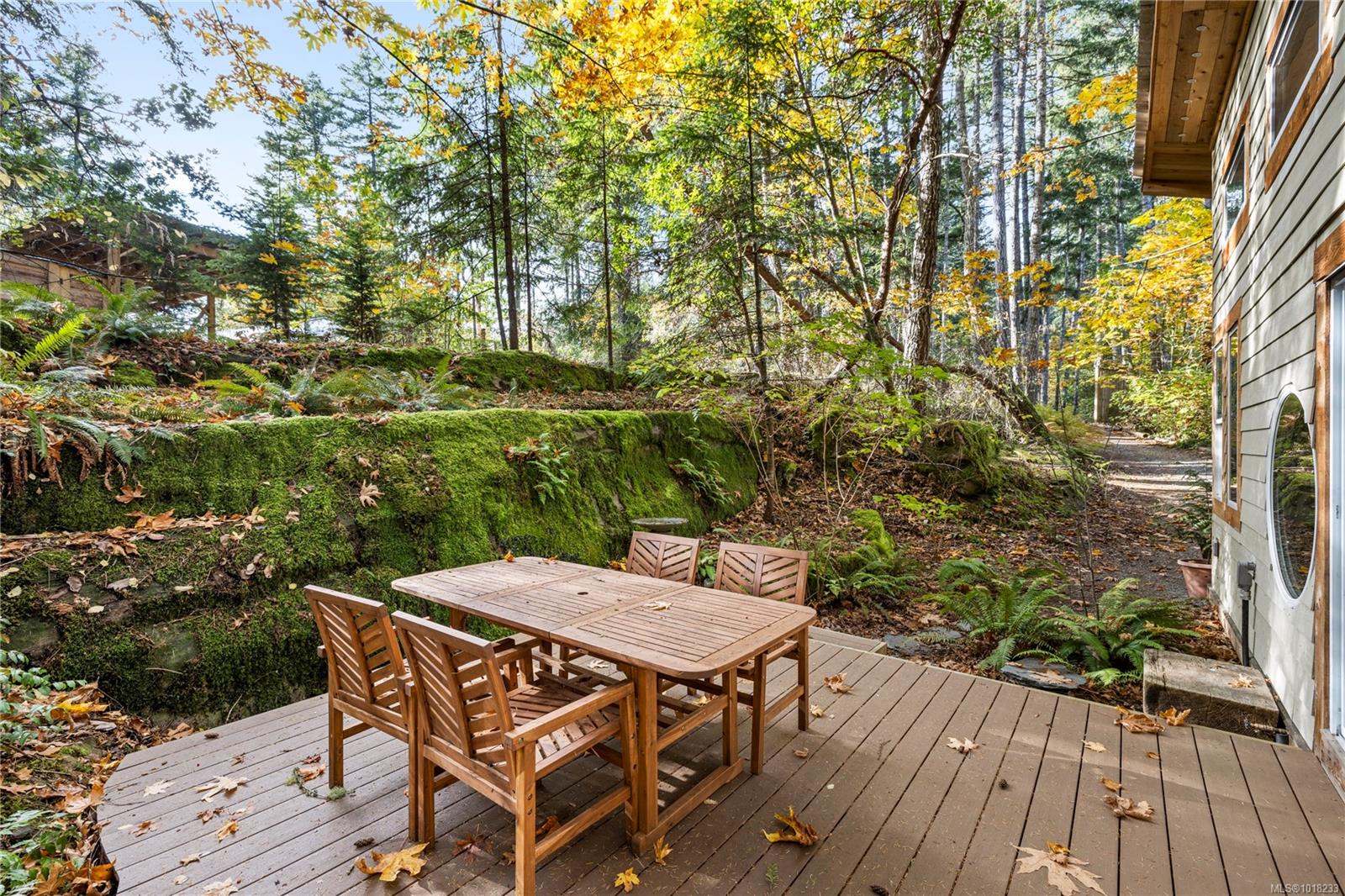 3920 Yellow Point Rd, Ladysmith