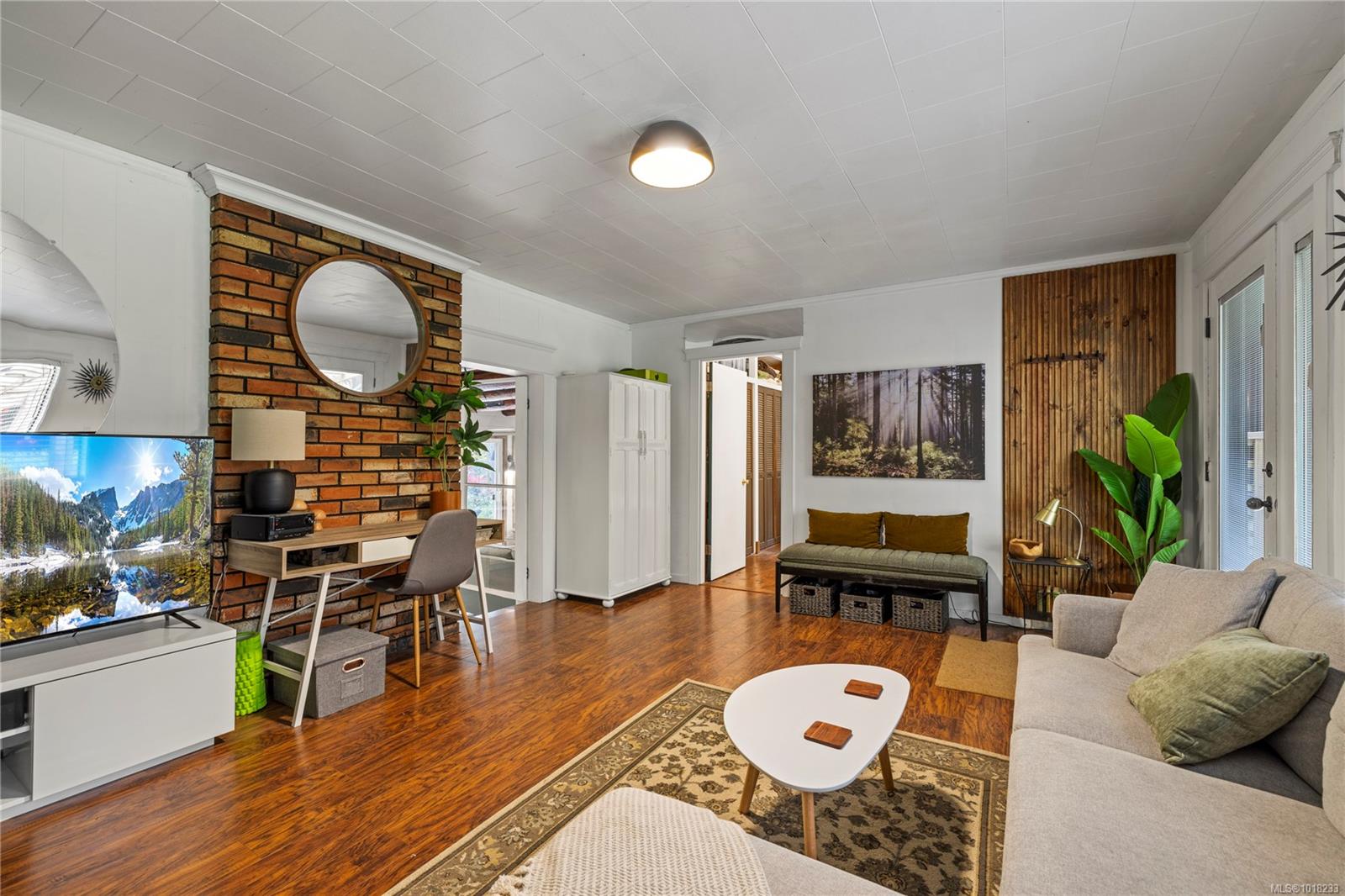 3920 Yellow Point Rd, Ladysmith