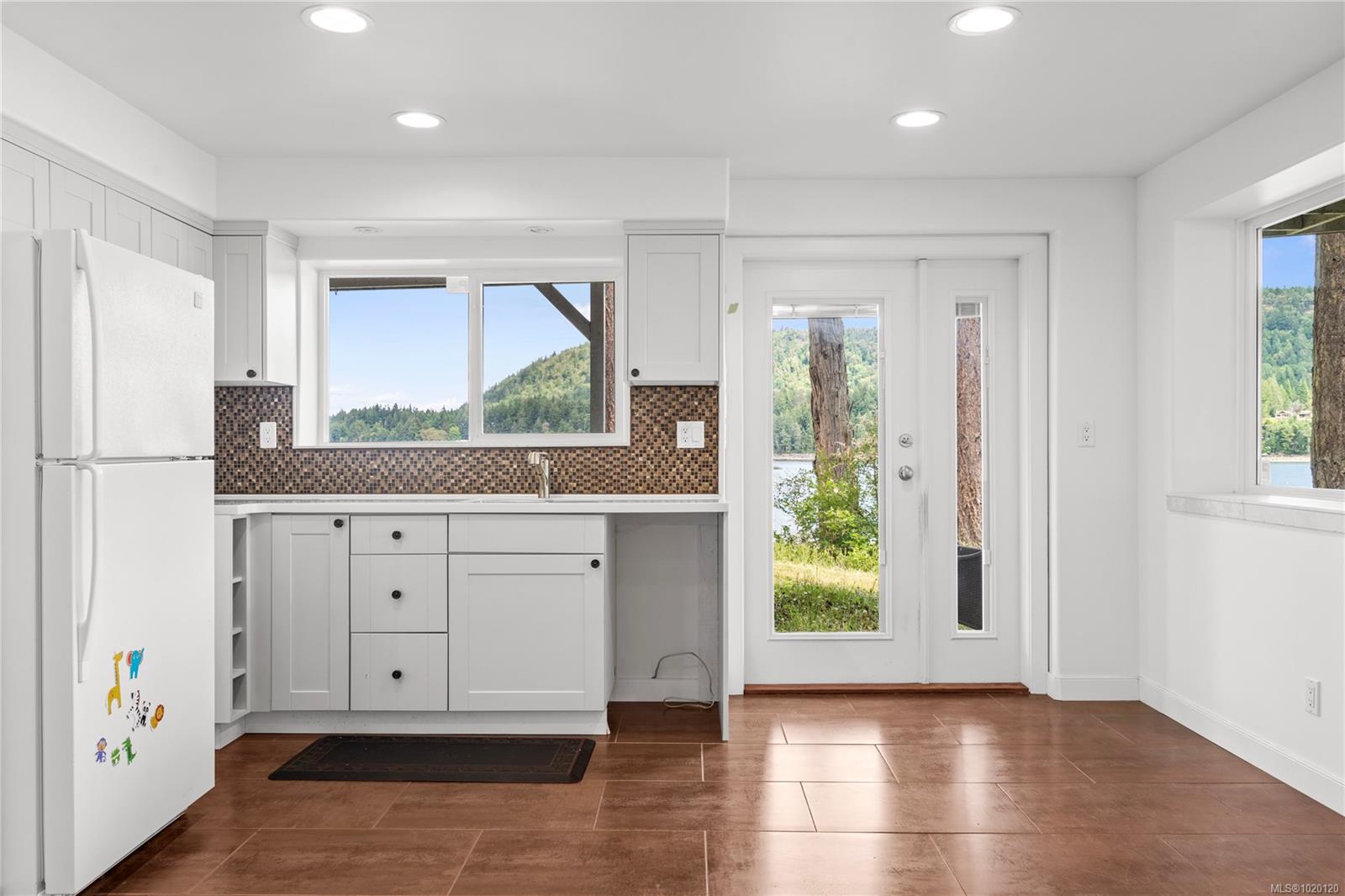 12475 Rocky Creek Rd