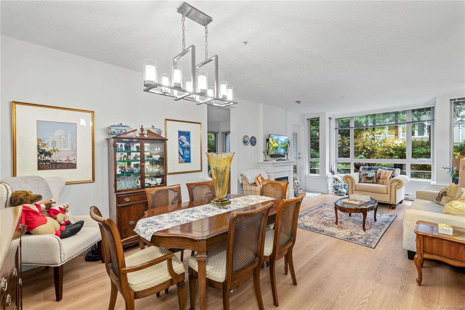 5670 Edgewater Lane # 104