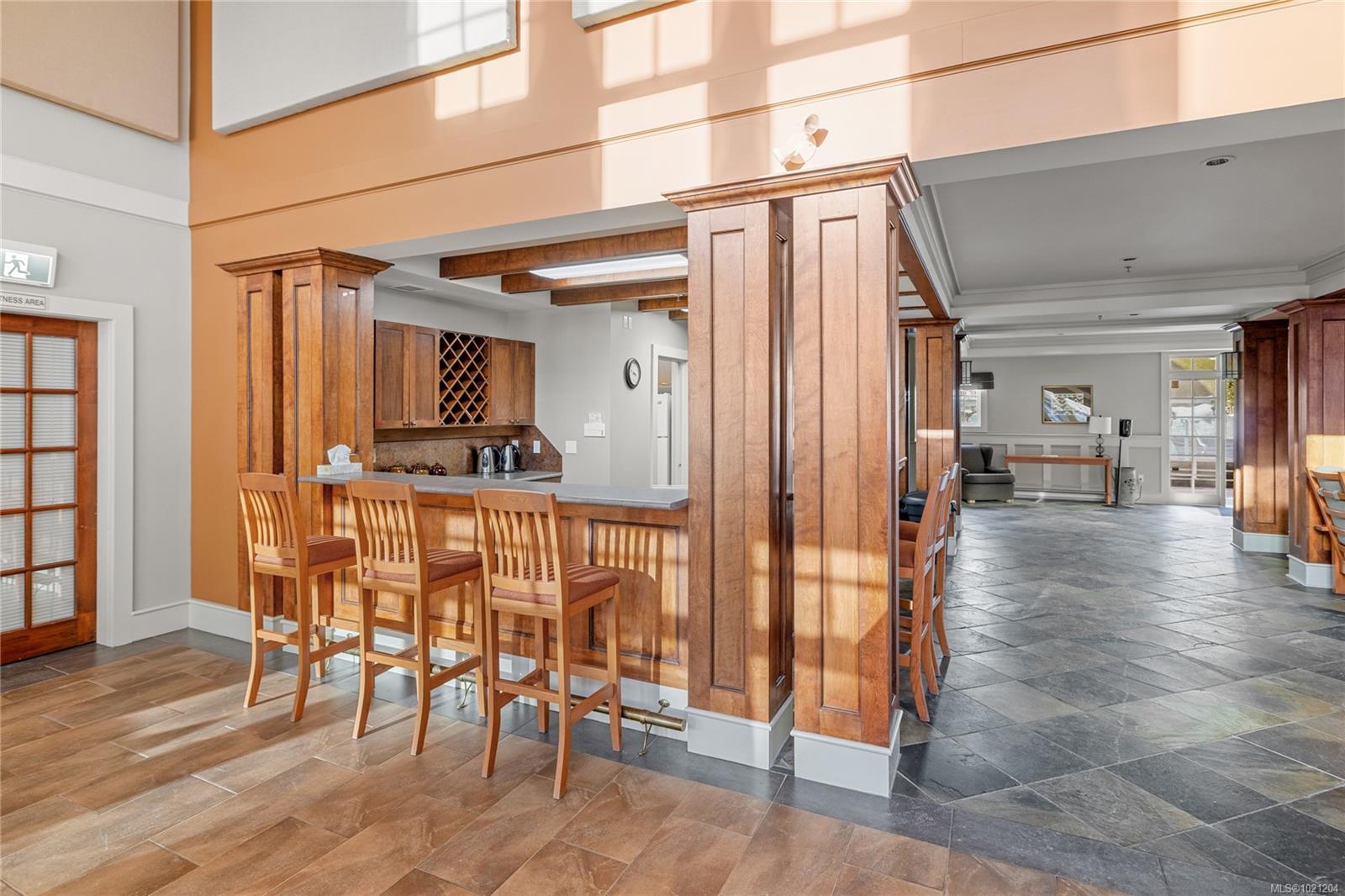 5670 Edgewater Lane # 104