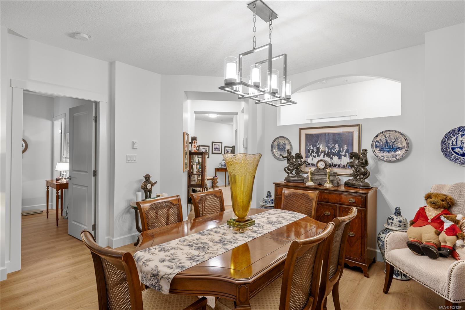 5670 Edgewater Lane # 104