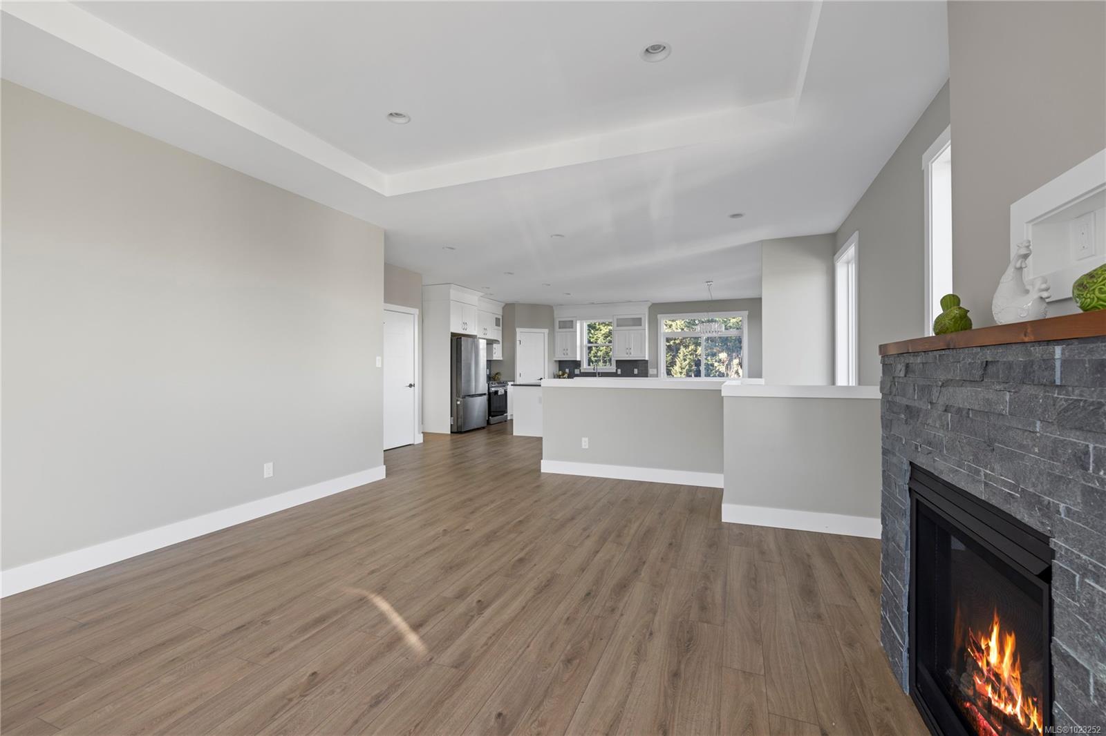 1348 Langara Dr