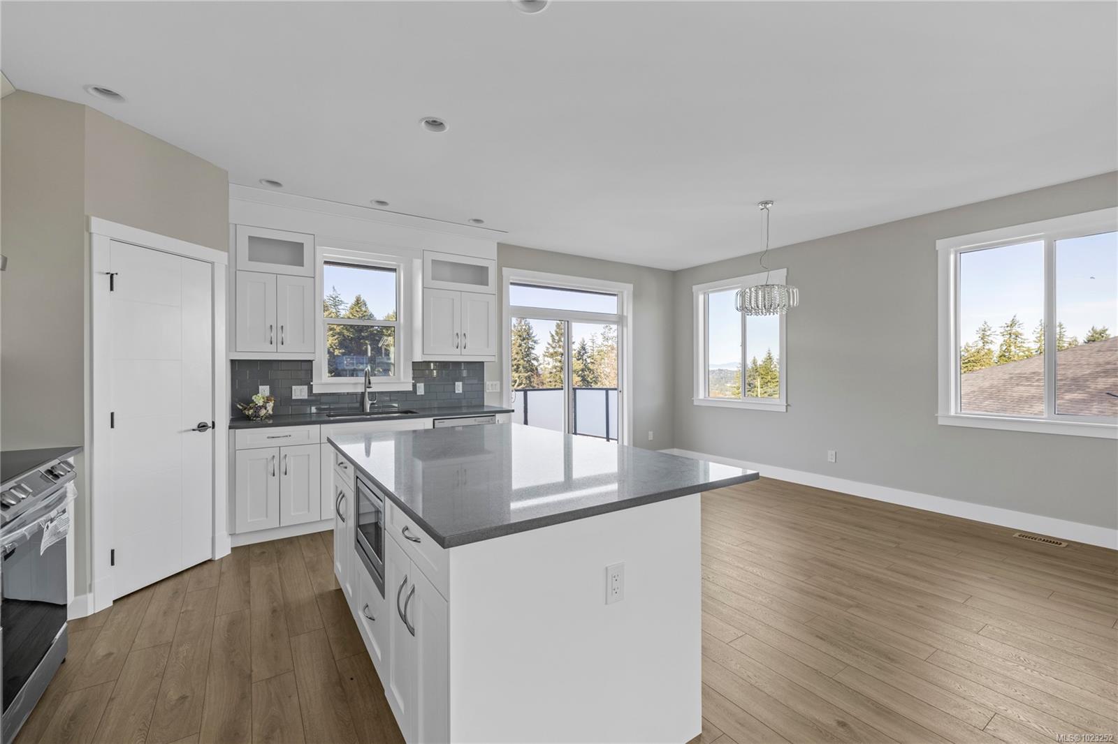 1348 Langara Dr
