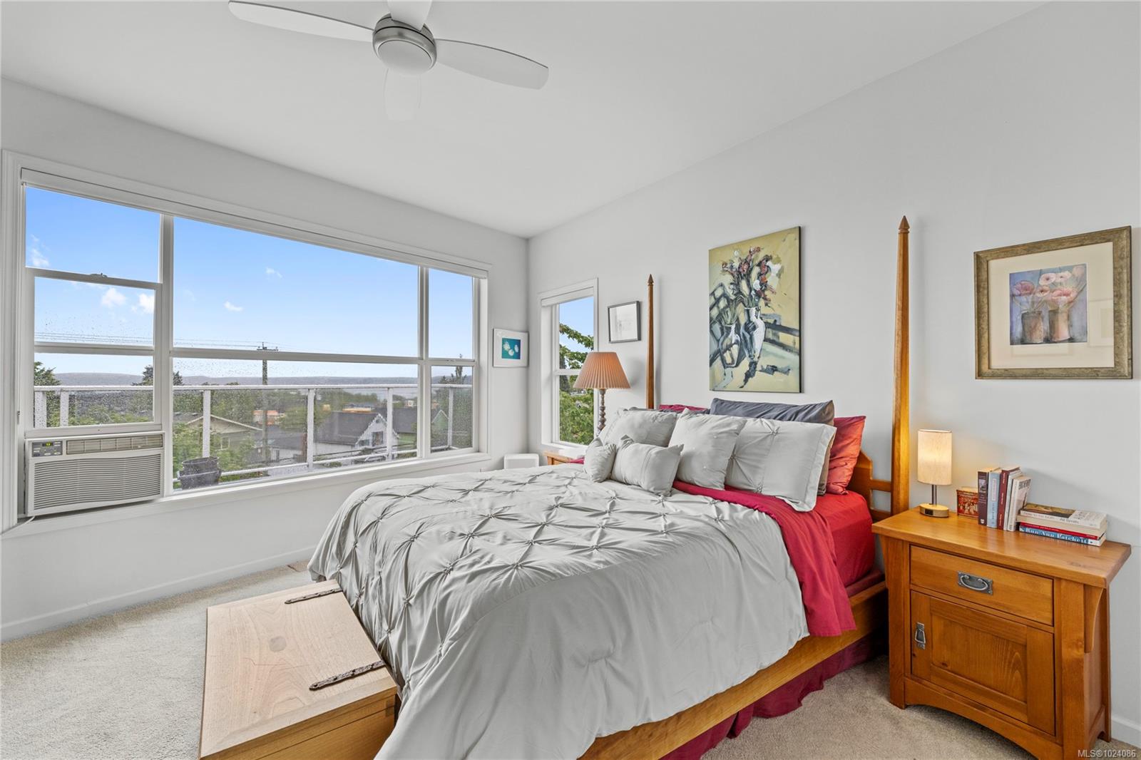 650 Prideaux St # 401