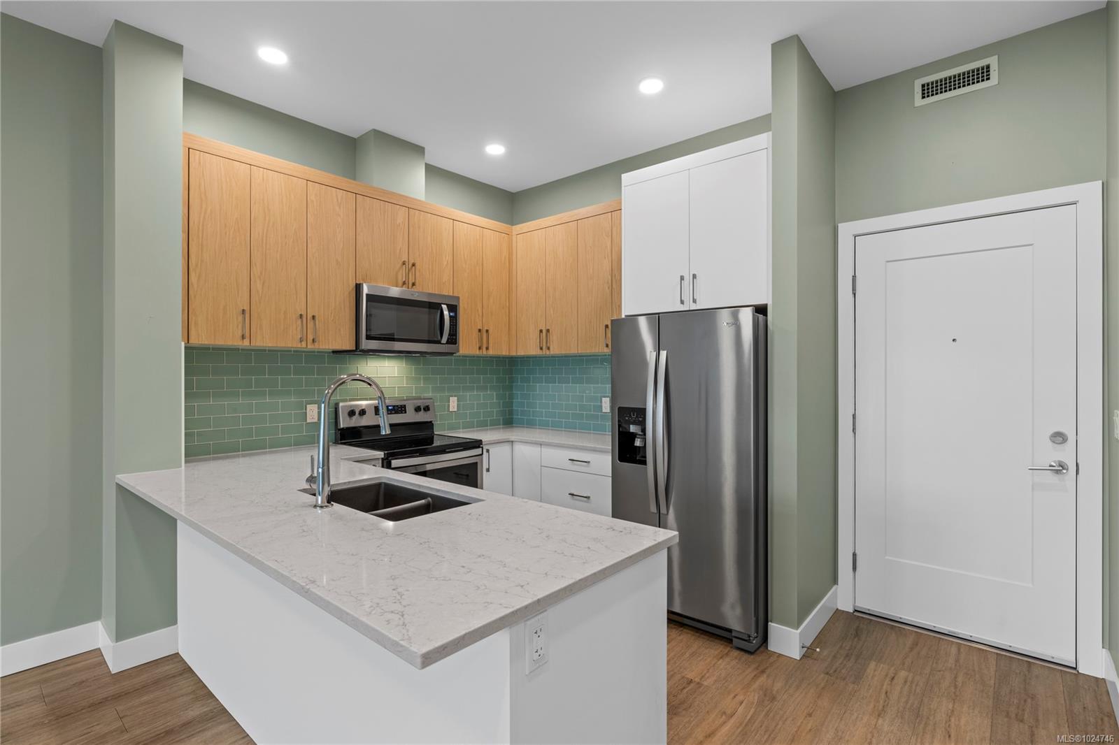 6540 Metral Dr # 501