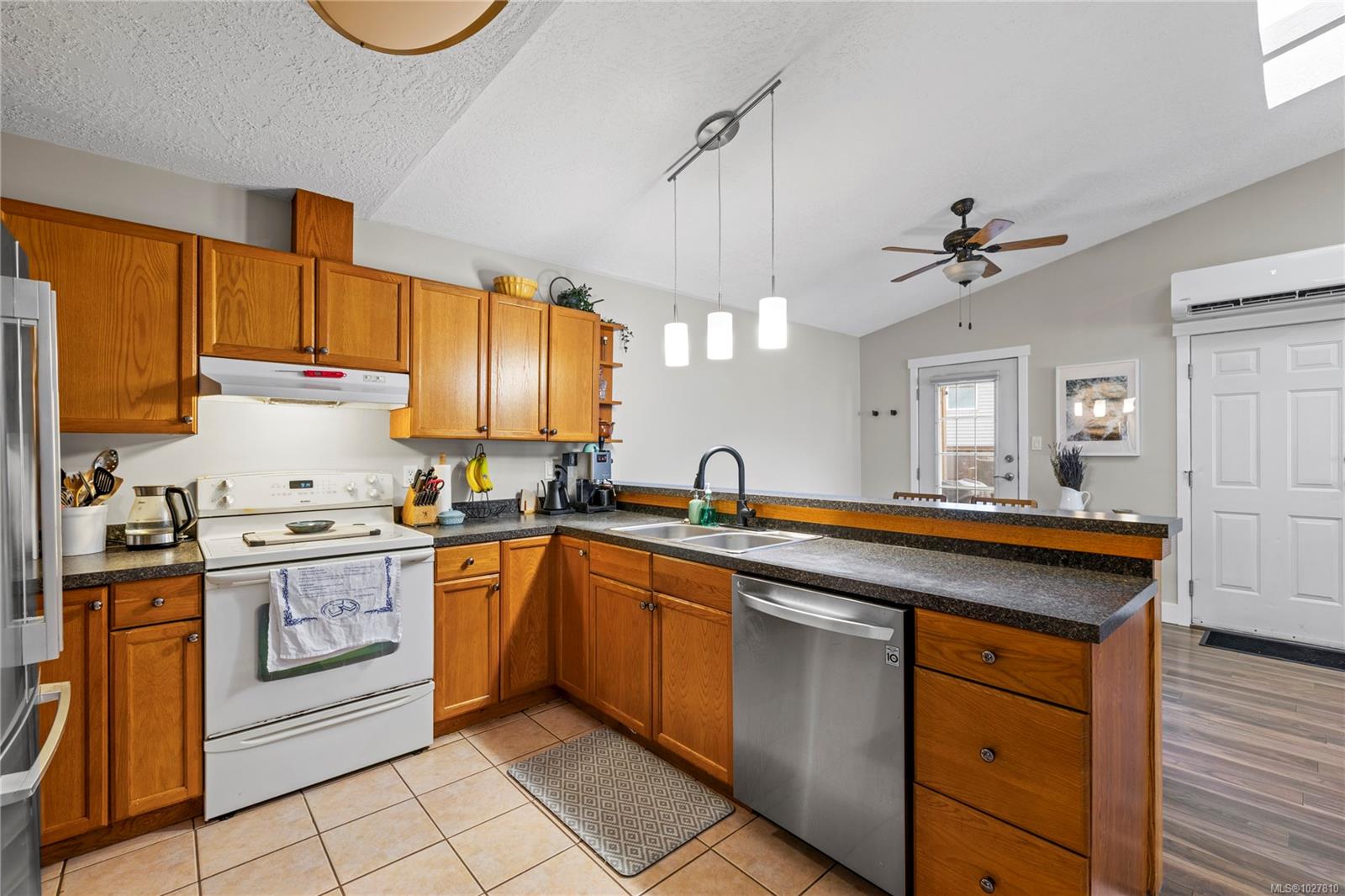 2468 Crystal Brook Way