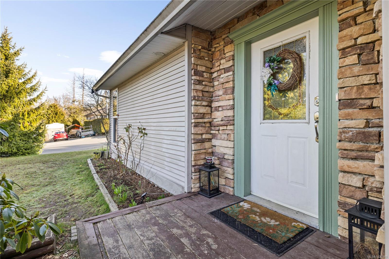 2468 Crystal Brook Way