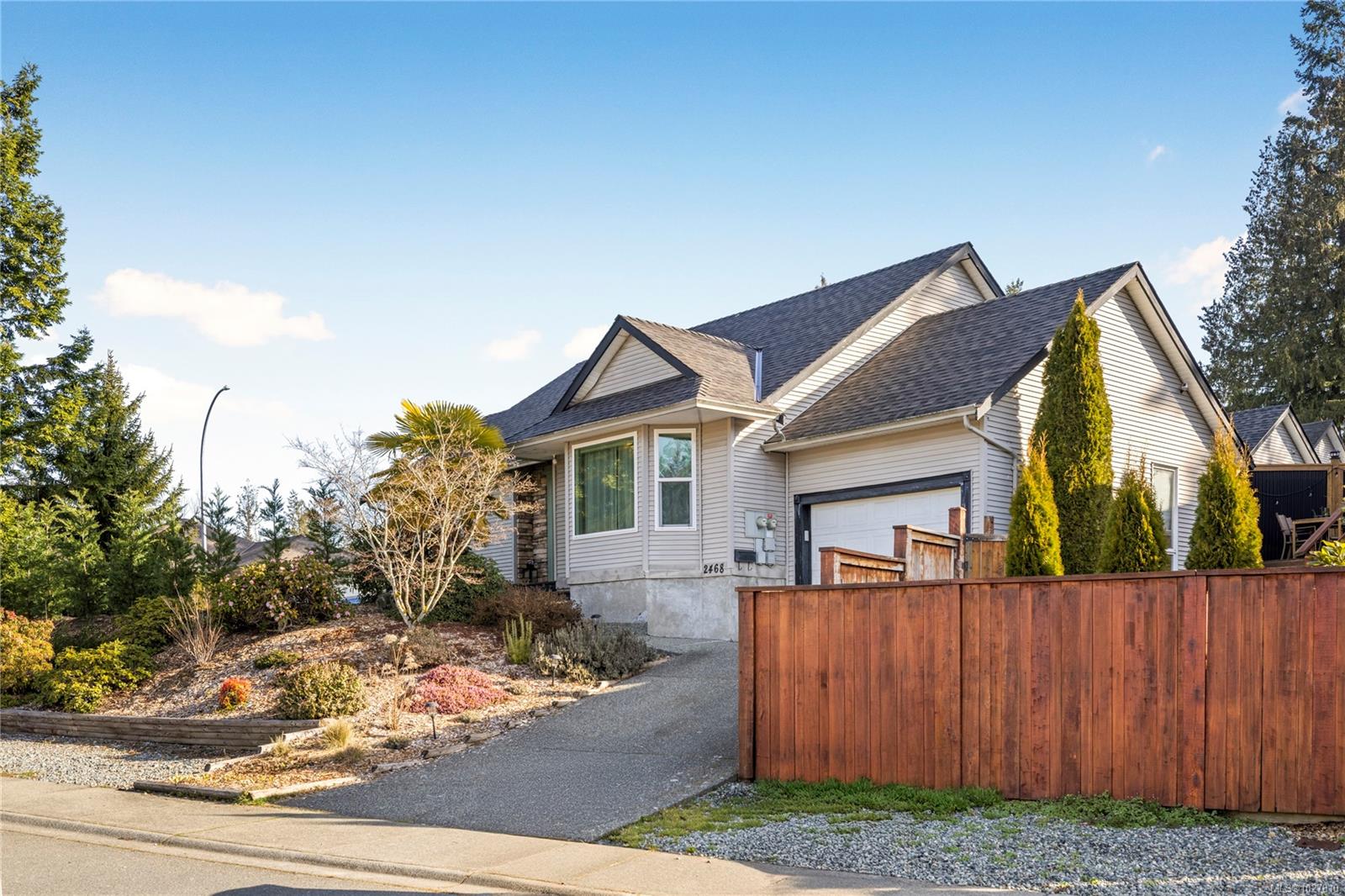 2468 Crystal Brook Way