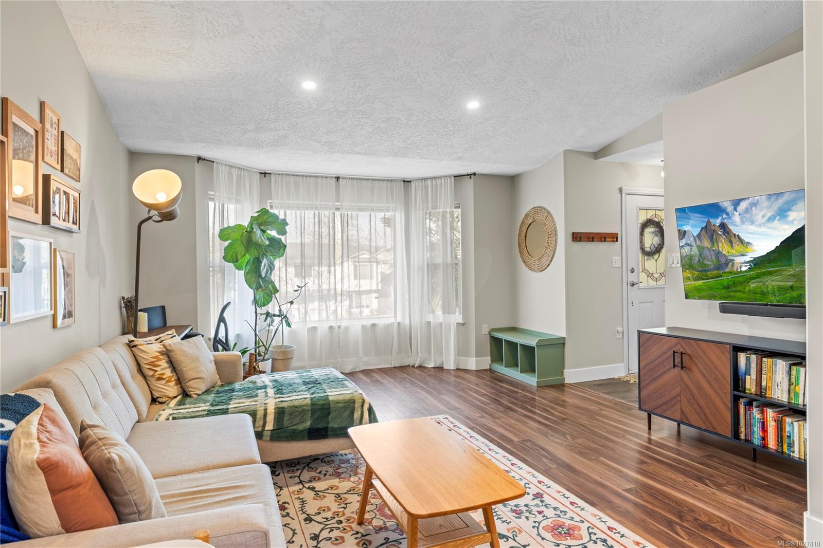 2468 Crystal Brook Way