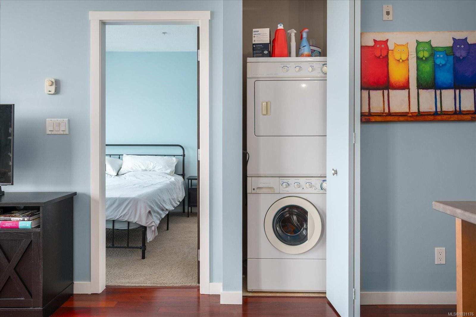 555 Franklyn St # 305