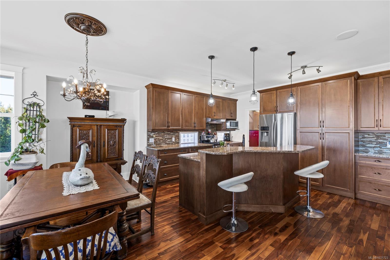 426 Davis Rd