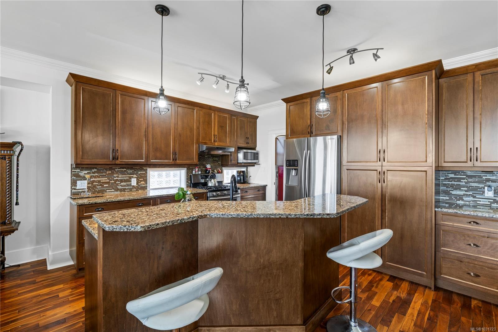 426 Davis Rd