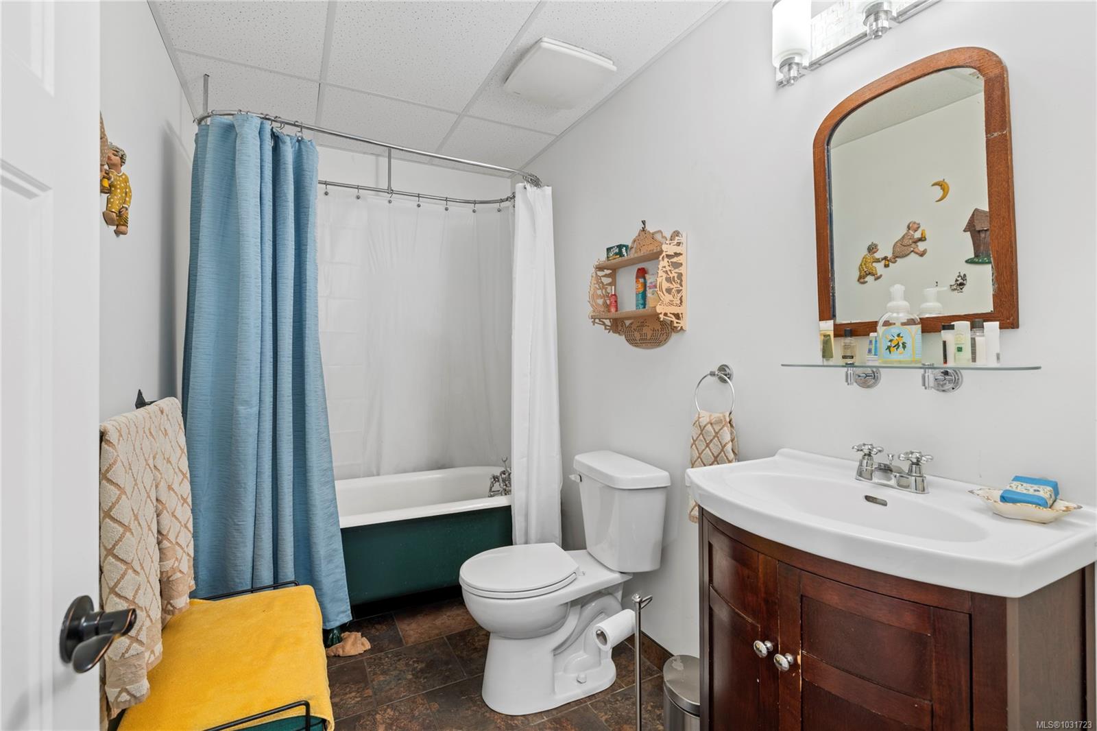 426 Davis Rd