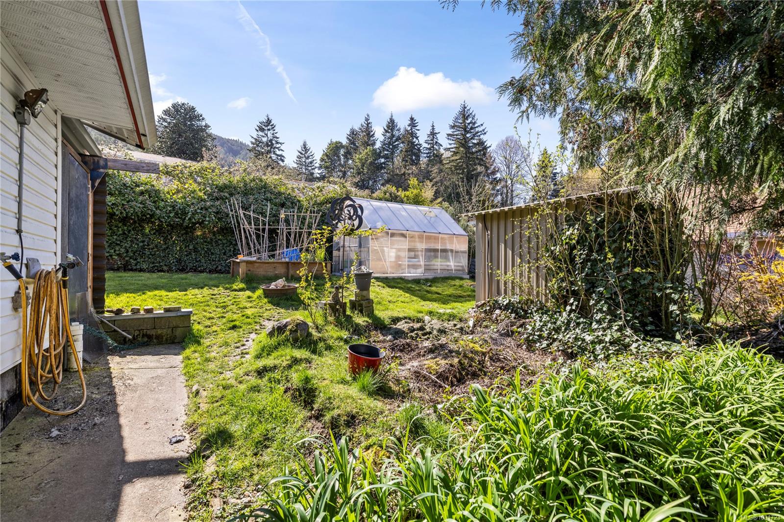 426 Davis Rd