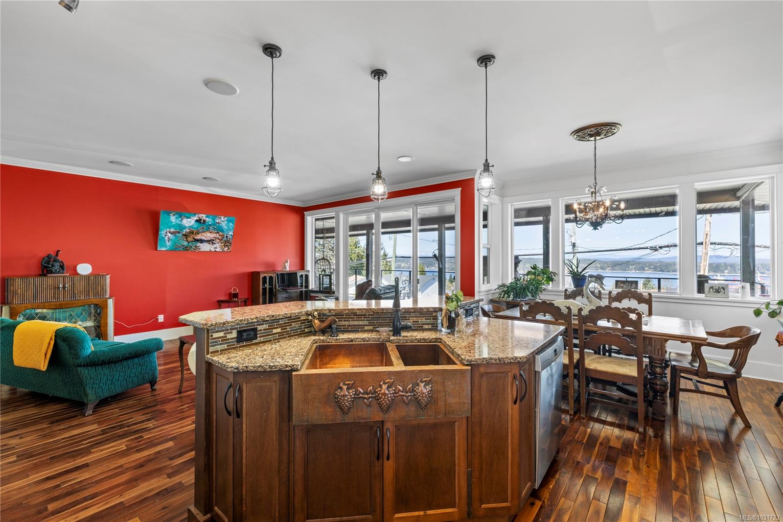 426 Davis Rd