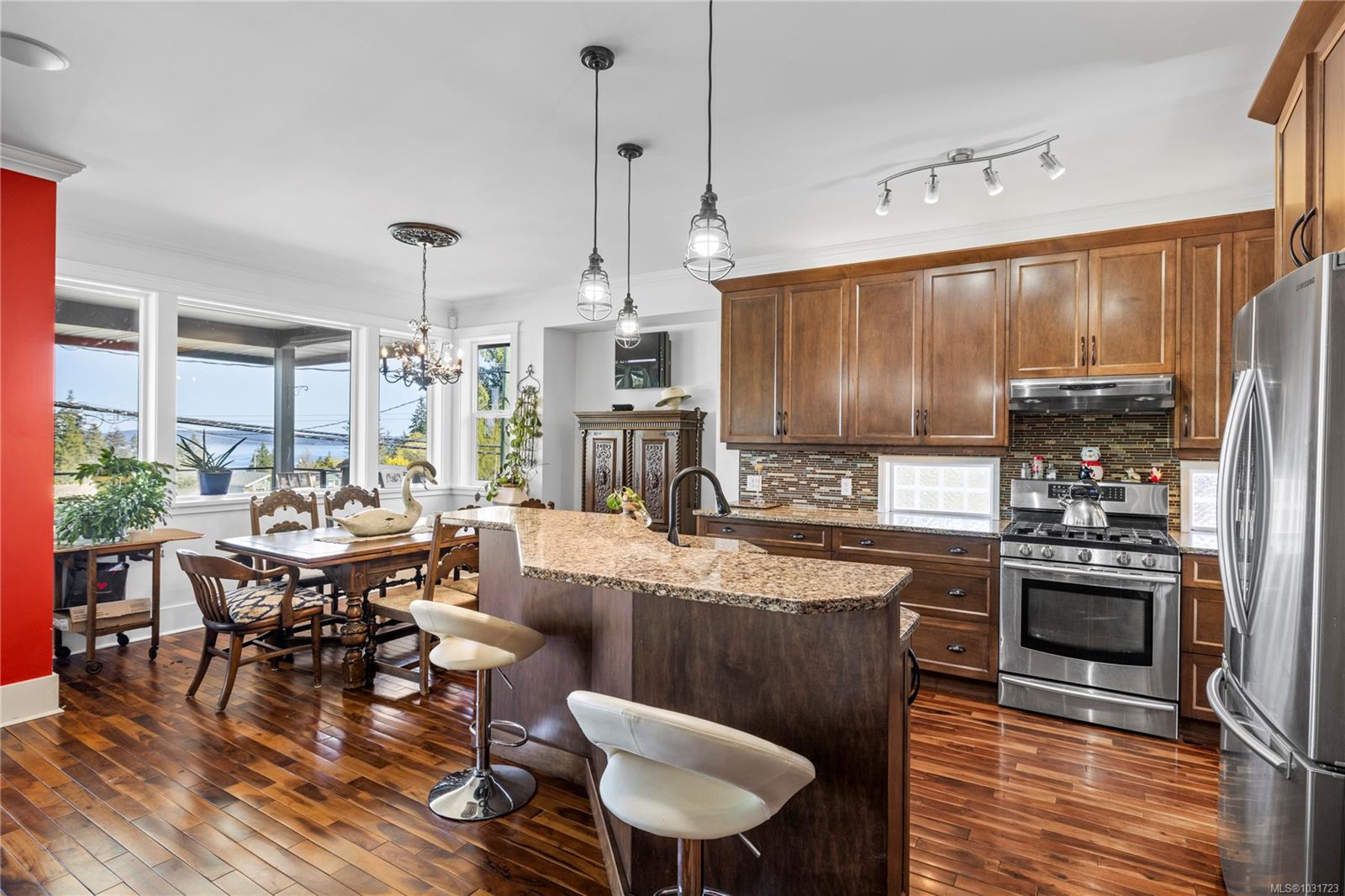 426 Davis Rd