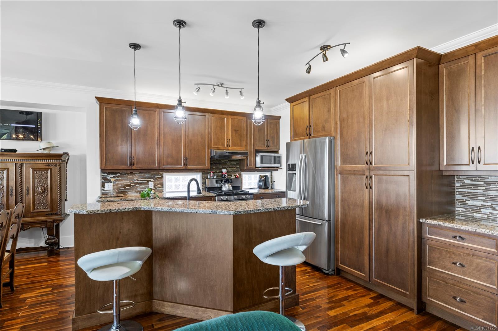 426 Davis Rd