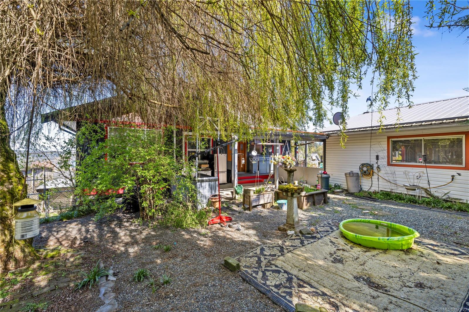 426 Davis Rd