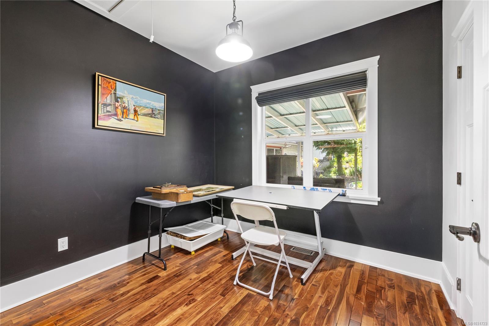 426 Davis Rd