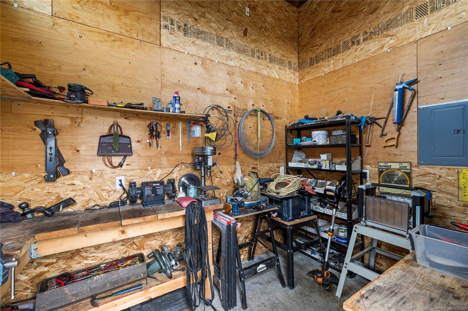 460 Nanaimo River Rd