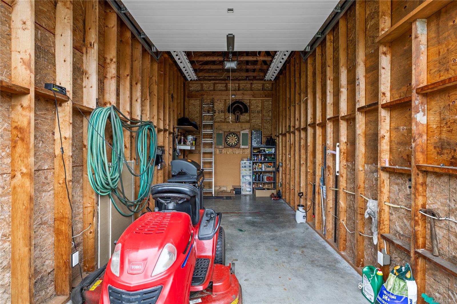 460 Nanaimo River Rd