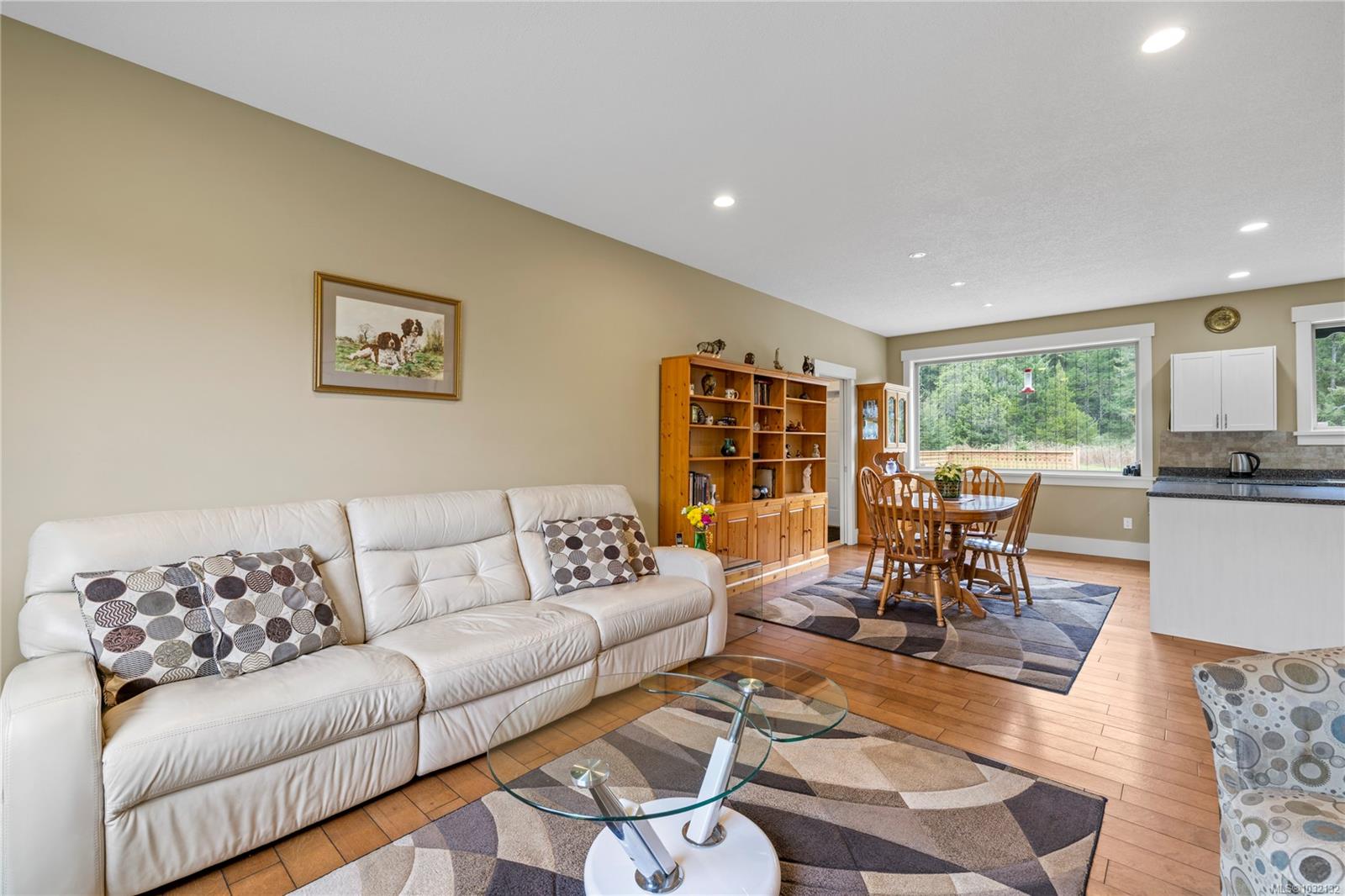 460 Nanaimo River Rd