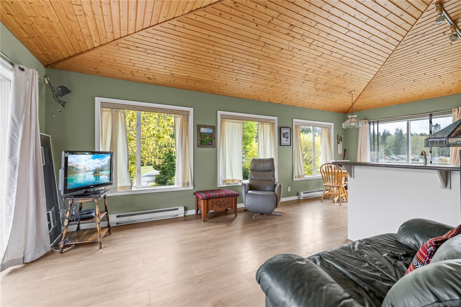 1545 Dorcas Point Rd