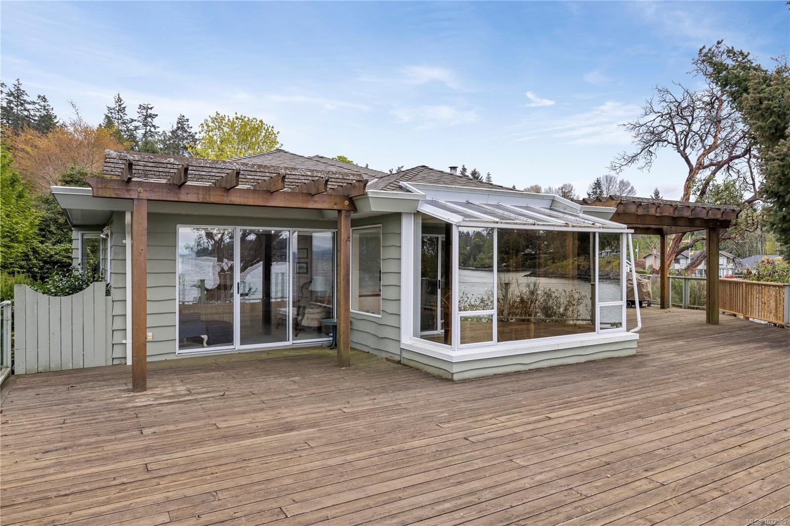 1545 Dorcas Point Rd