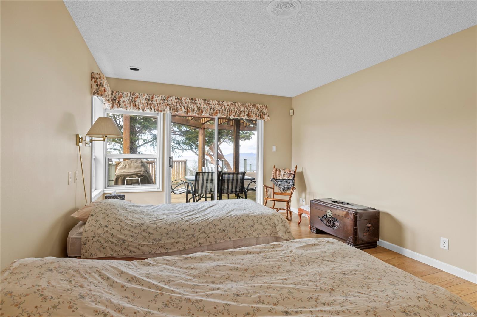 1545 Dorcas Point Rd