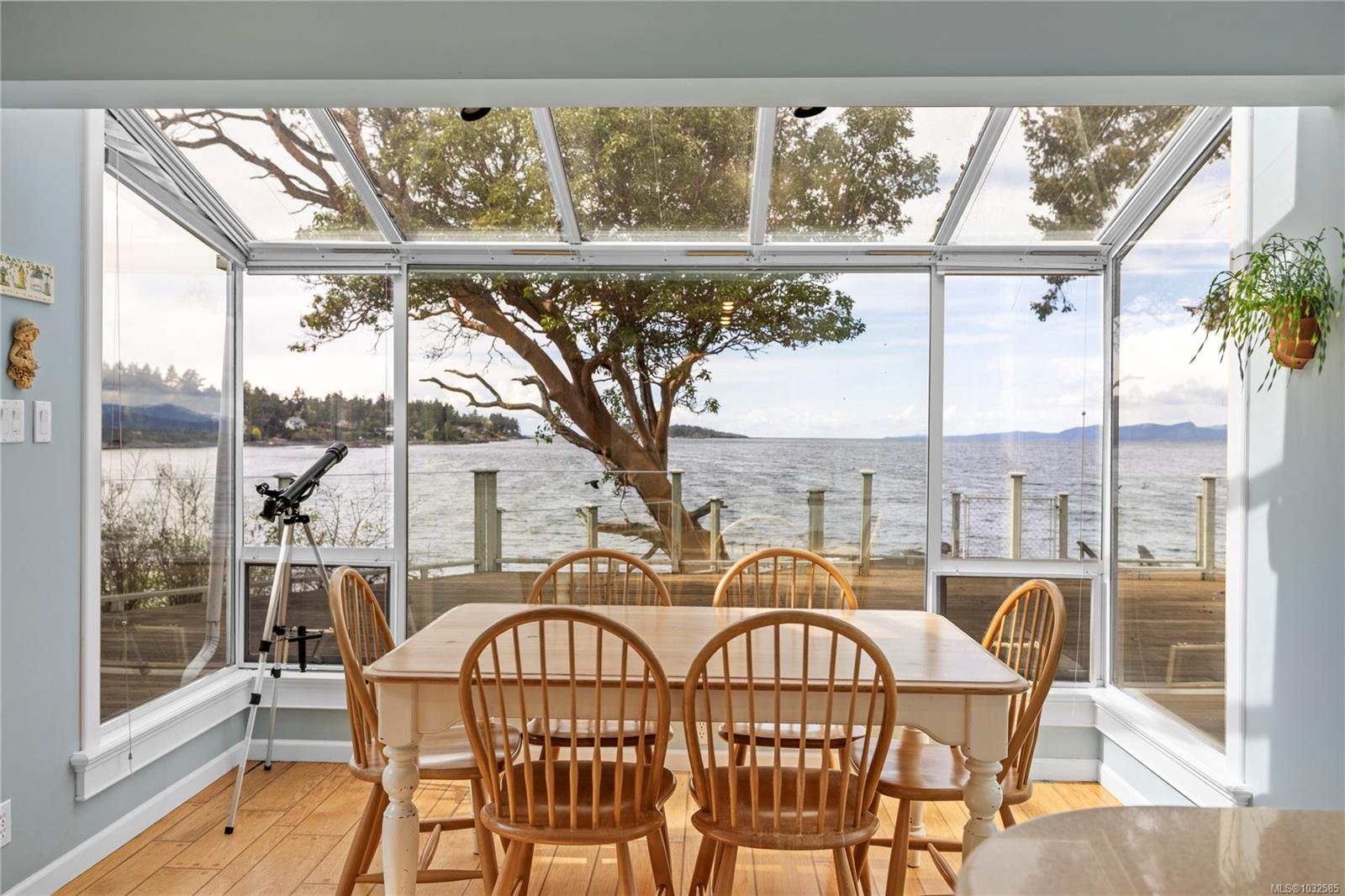 1545 Dorcas Point Rd