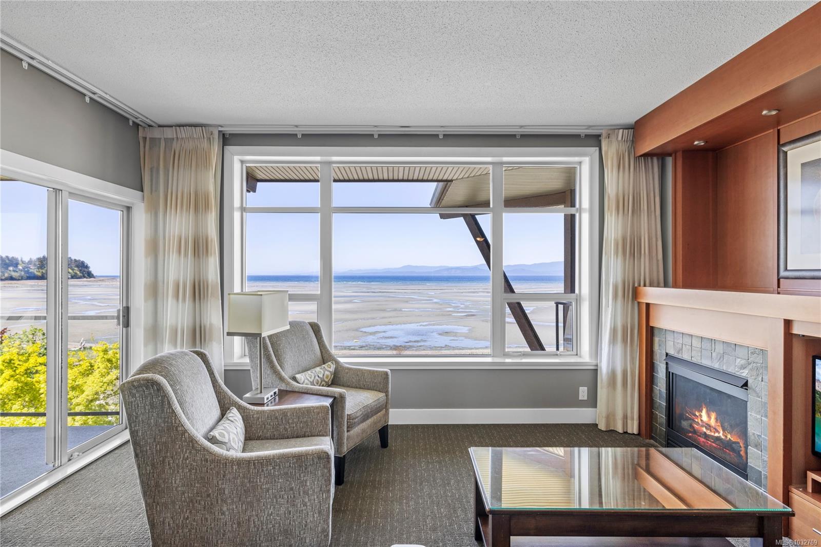 181 Beachside Dr Unit: 329/330C