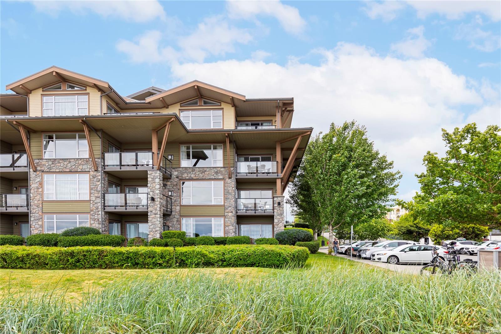 181 Beachside Dr Unit: 329/330C