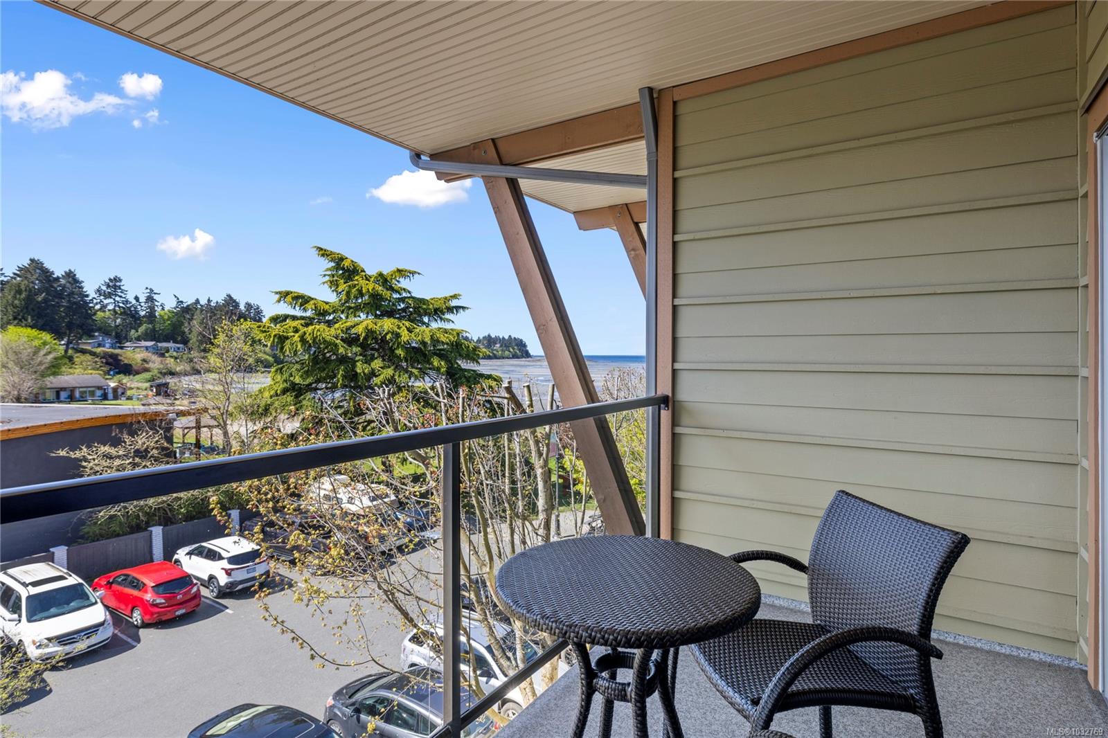 181 Beachside Dr Unit: 329/330C