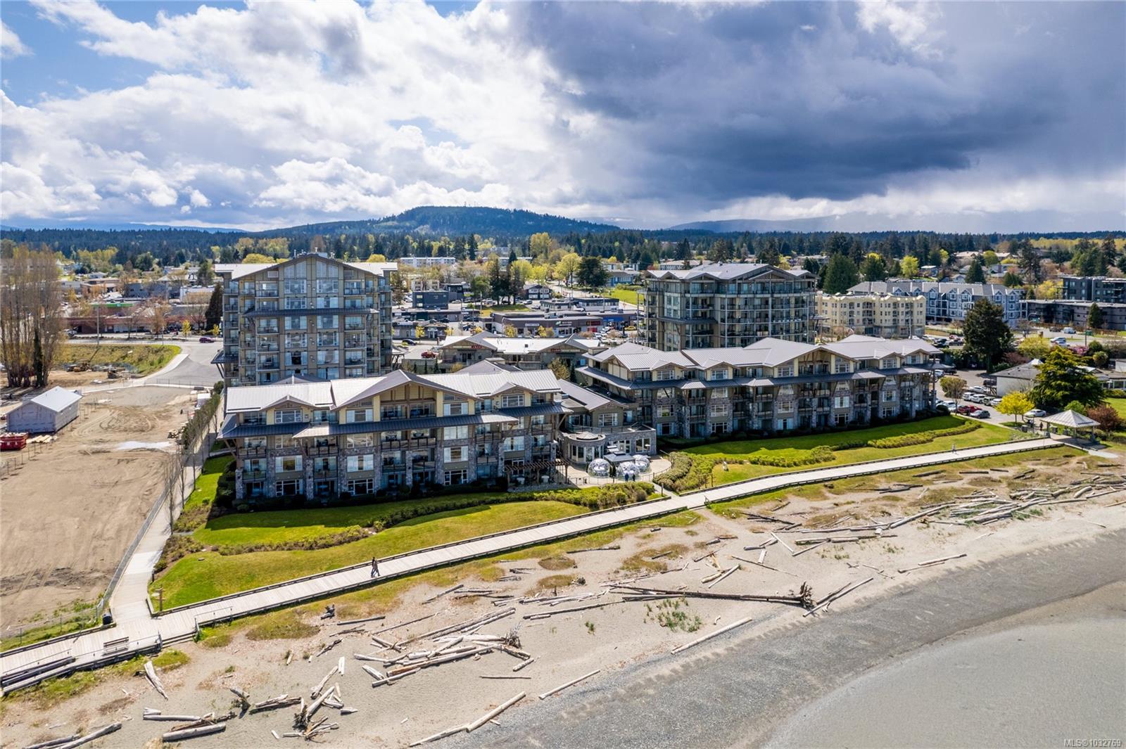 181 Beachside Dr Unit: 329/330C