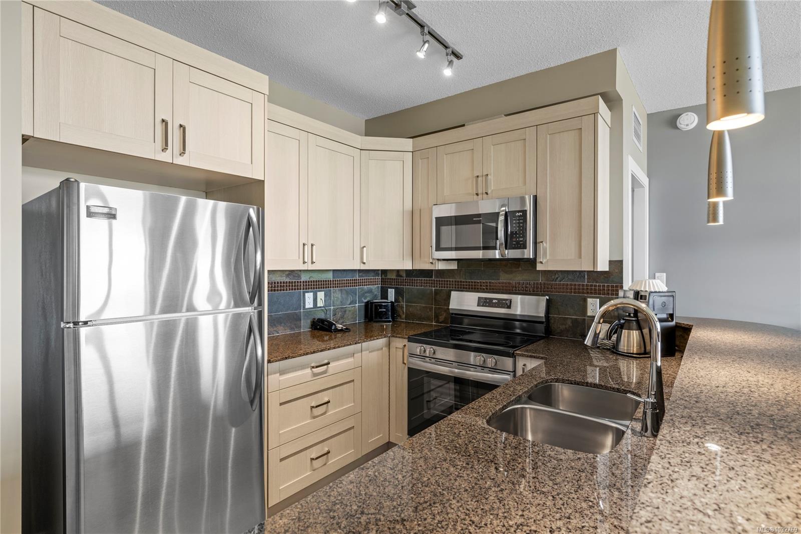 181 Beachside Dr Unit: 329/330C